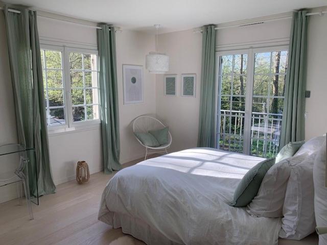 Parenthese Buc'Olique Bed & Breakfast Buc  Luaran gambar